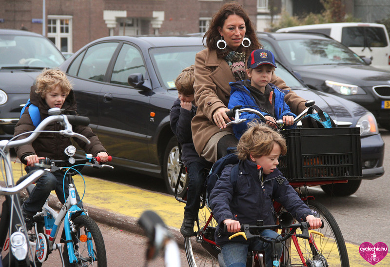 5 dolog, ami miatt olyan sok holland gyerek bringával közlekedik