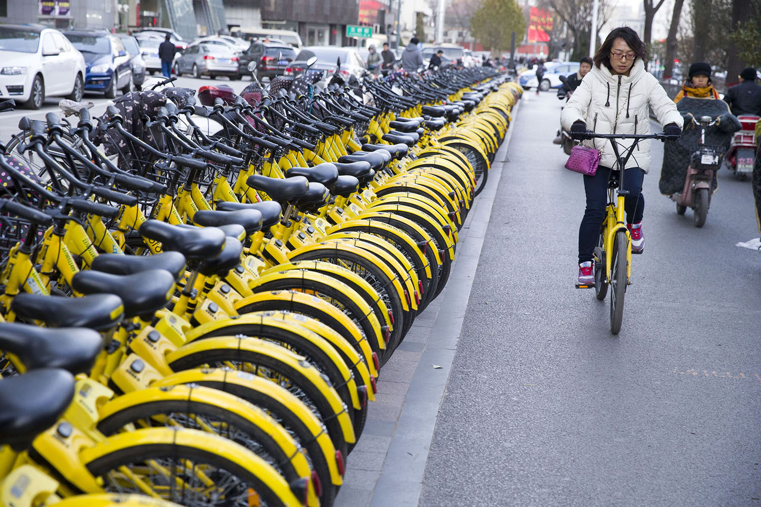 Kína dokkoló nélküli közbringás városaiban két év alatt megduplázódtak a kerékpáron megtett kilométerek