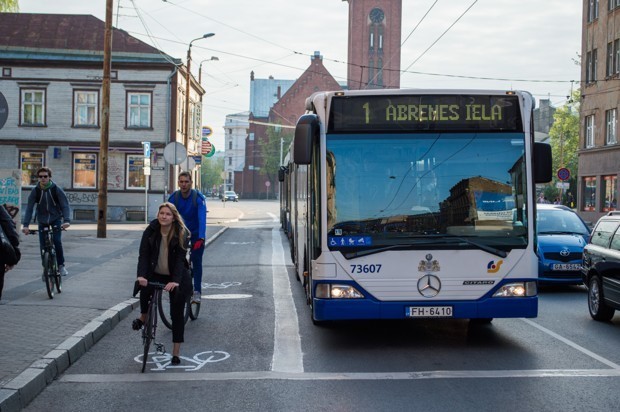 Gerilla kerékpársávok bizonyítják, hogy az utak bringázhatóvá tehetők